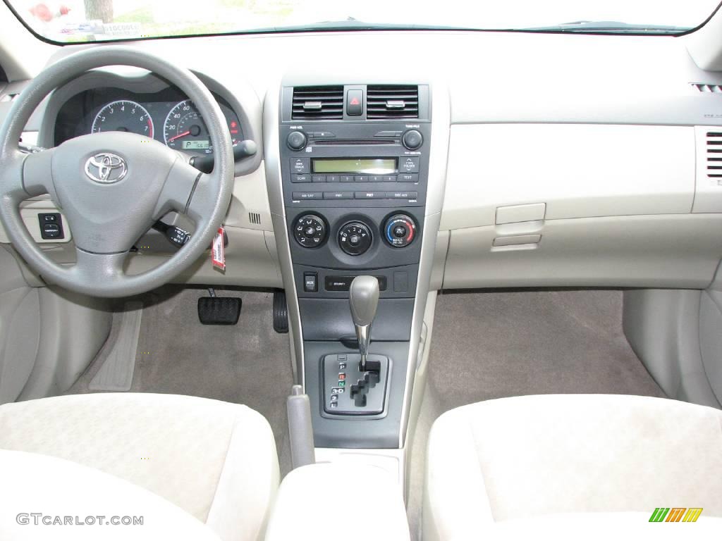 2009 Corolla LE - Super White / Bisque photo #12
