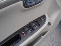 2009 Silver Moss Saturn Aura XE  photo #12