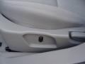 2009 Silver Moss Saturn Aura XE  photo #14