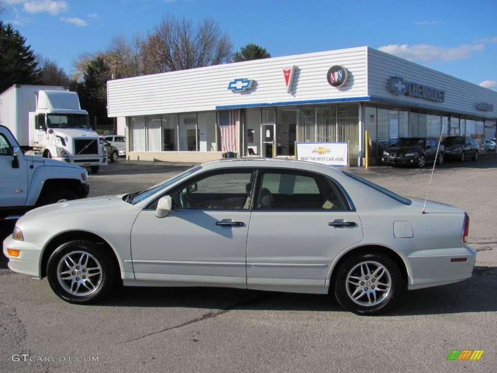 2003 Diamante LS Sedan - Platinum White Pearl / Tan photo #2