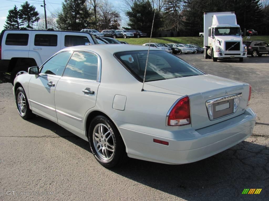 2003 Diamante LS Sedan - Platinum White Pearl / Tan photo #3