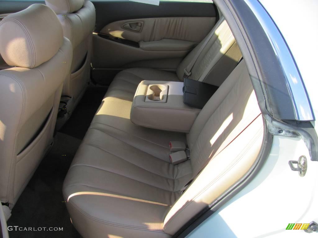 2003 Diamante LS Sedan - Platinum White Pearl / Tan photo #13