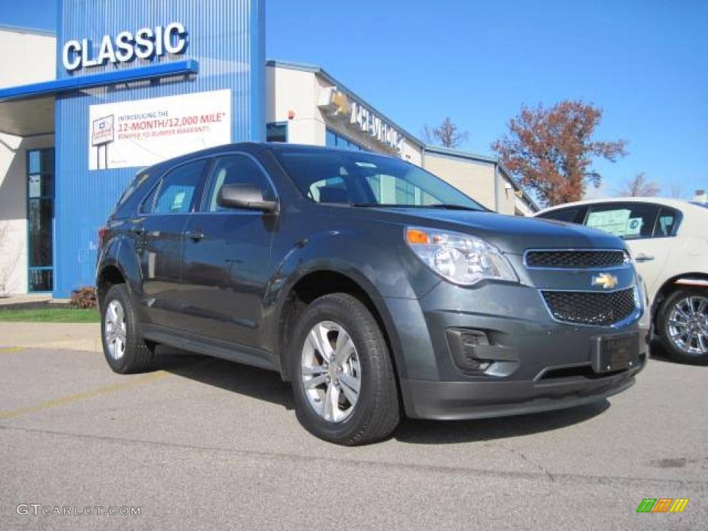 2010 Equinox LS - Cyber Gray Metallic / Jet Black/Light Titanium photo #3