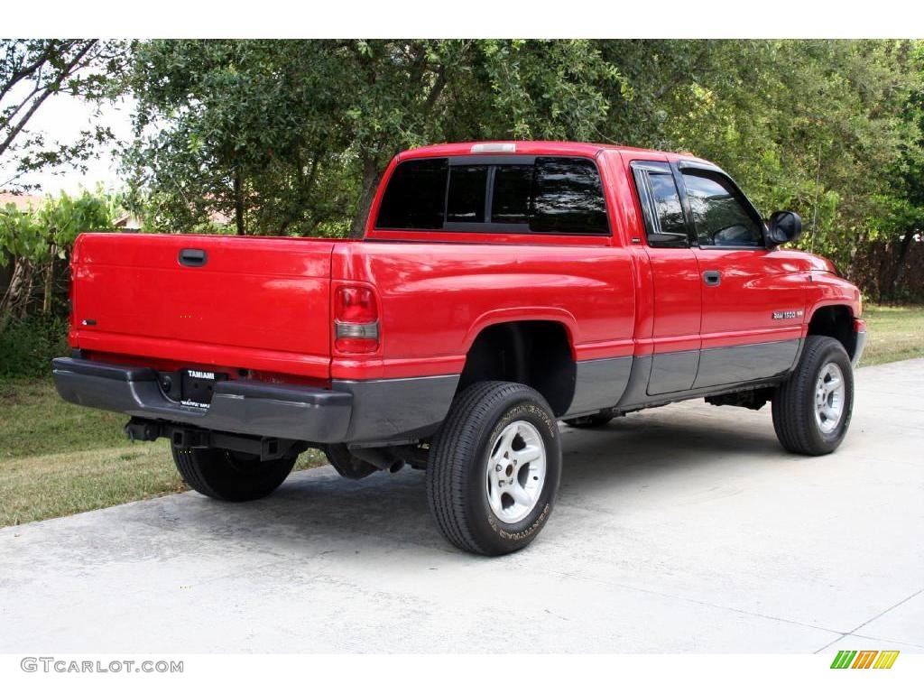 2001 Ram 1500 Sport Club Cab 4x4 - Flame Red / Agate photo #7