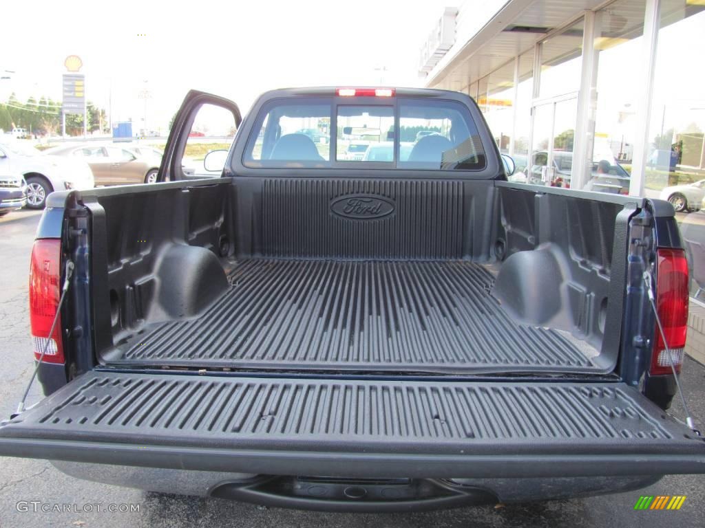 2004 F150 XL Heritage Regular Cab - True Blue Metallic / Heritage Graphite Grey photo #10
