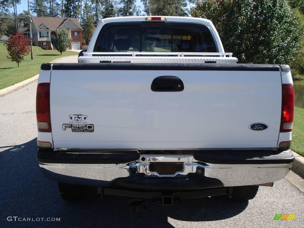 2004 F250 Super Duty Lariat SuperCab 4x4 - Oxford White / Medium Parchment photo #5