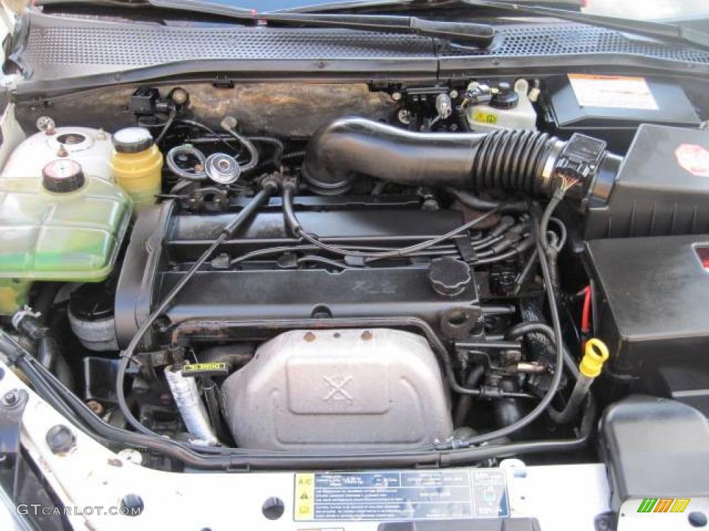 2000 Focus SE Sedan - Cloud 9 White / Medium Graphite photo #29