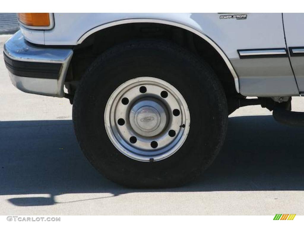 1995 F350 XL Crew Cab - Oxford White / Grey photo #24