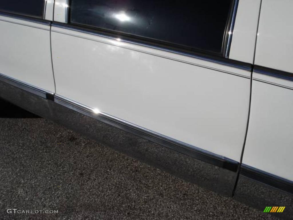1994 Fleetwood Limousine - White / Black photo #30