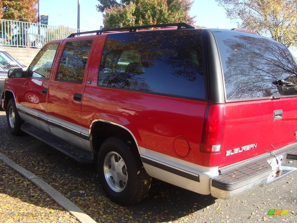 1997 Suburban C1500 SLT - Victory Red / Pewter photo #5