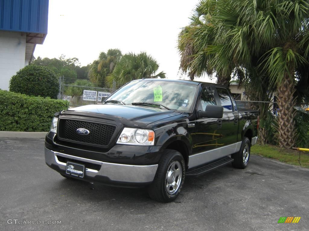 2006 F150 XLT SuperCrew - Black / Medium/Dark Flint photo #7