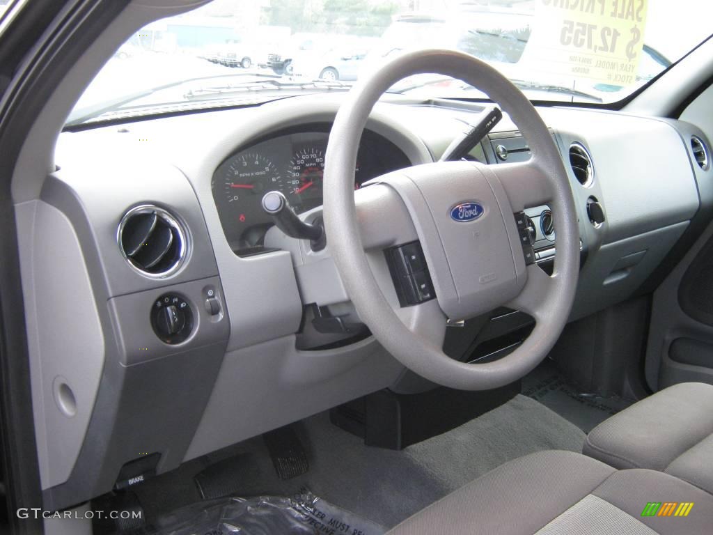 2006 F150 XLT SuperCrew - Black / Medium/Dark Flint photo #16