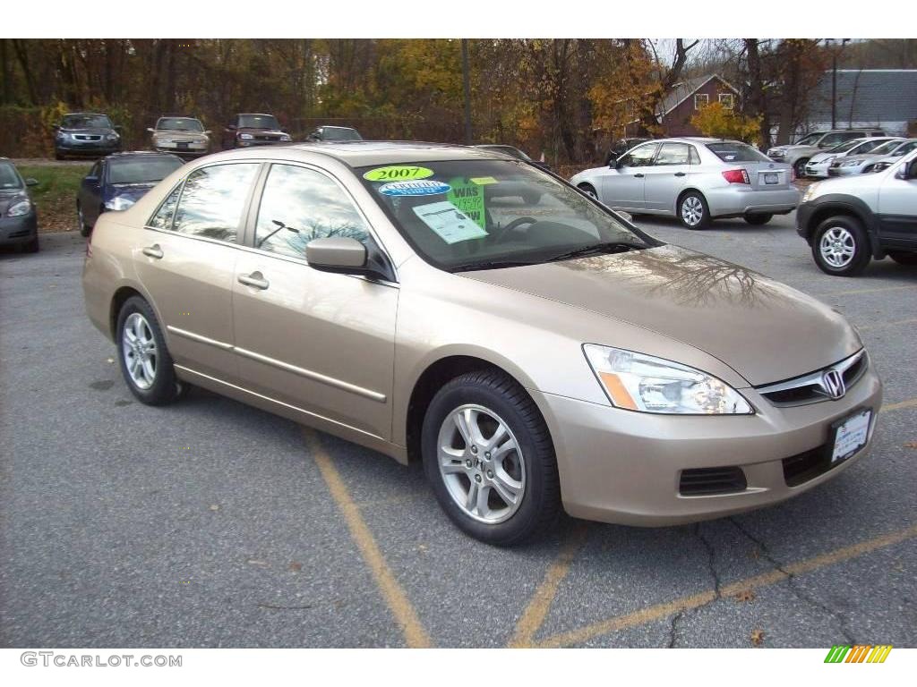 2007 Accord EX-L Sedan - Desert Mist Metallic / Ivory photo #1