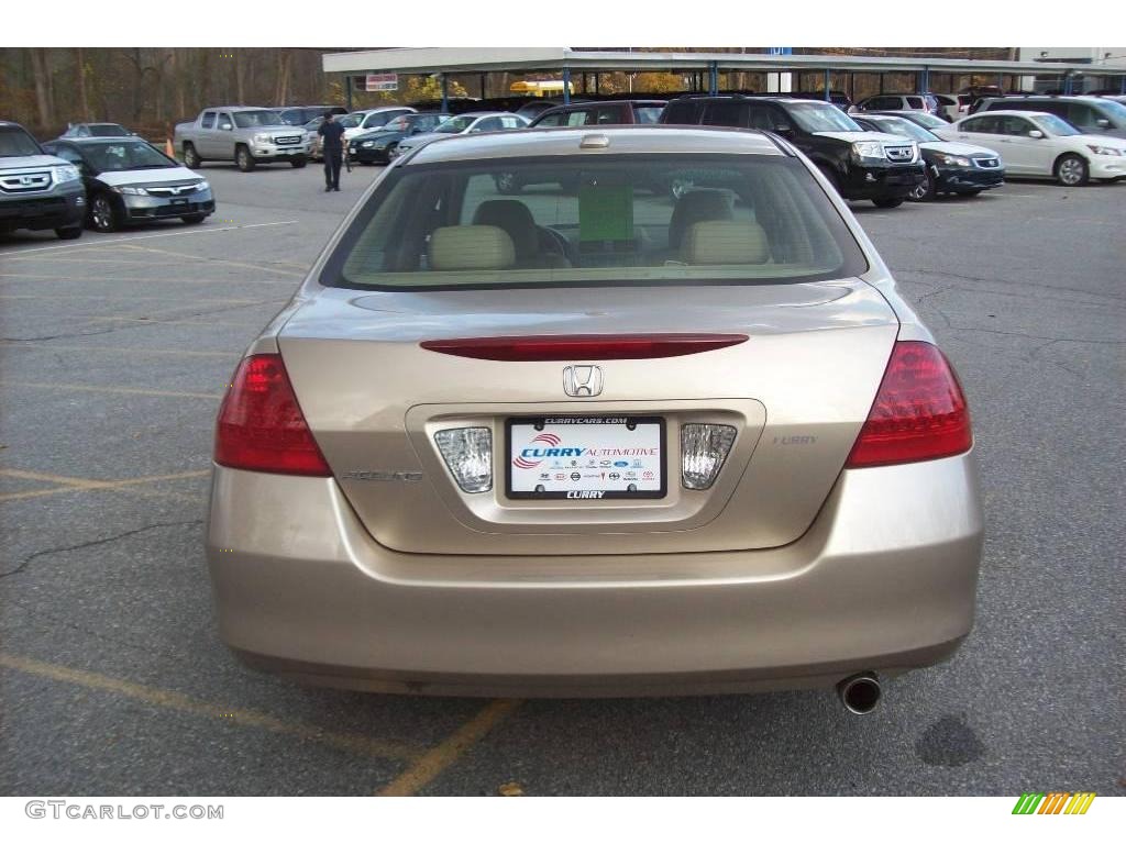 2007 Accord EX-L Sedan - Desert Mist Metallic / Ivory photo #23