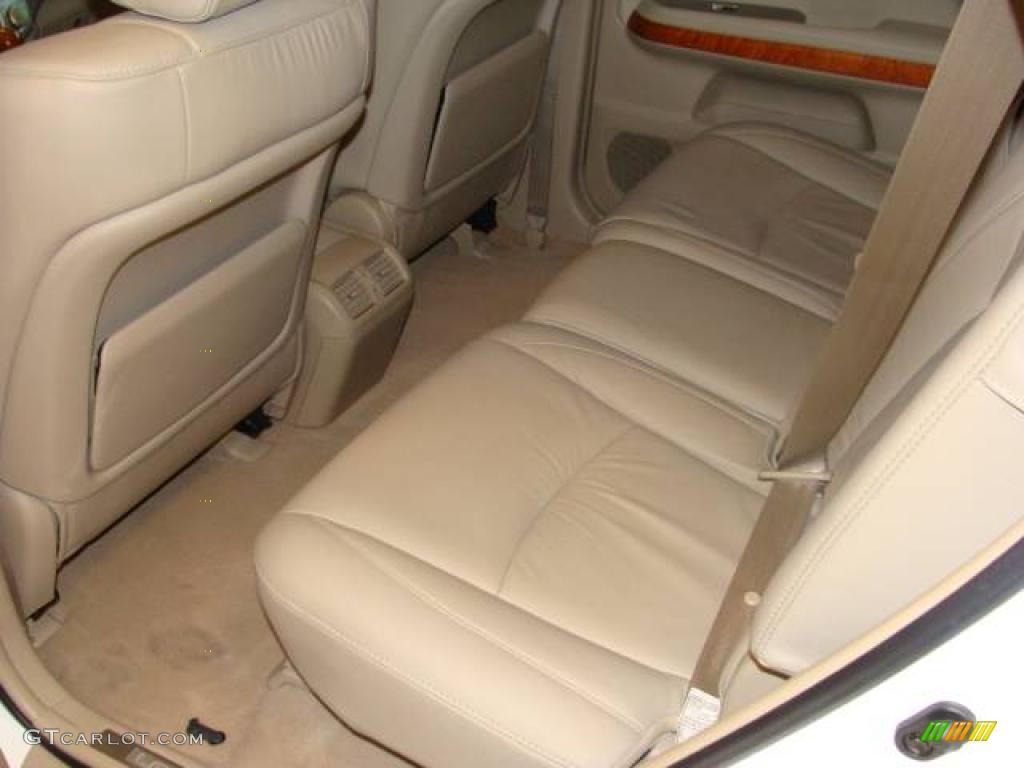 2006 RX 330 AWD - Crystal White Pearl / Ivory photo #23
