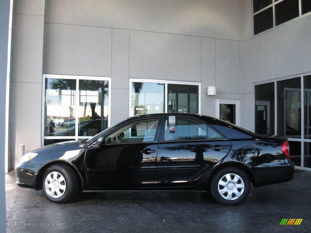 2004 Camry LE - Black / Stone photo #7