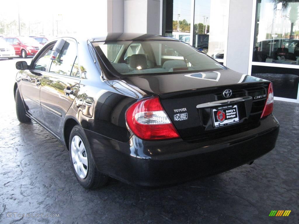 2004 Camry LE - Black / Stone photo #8