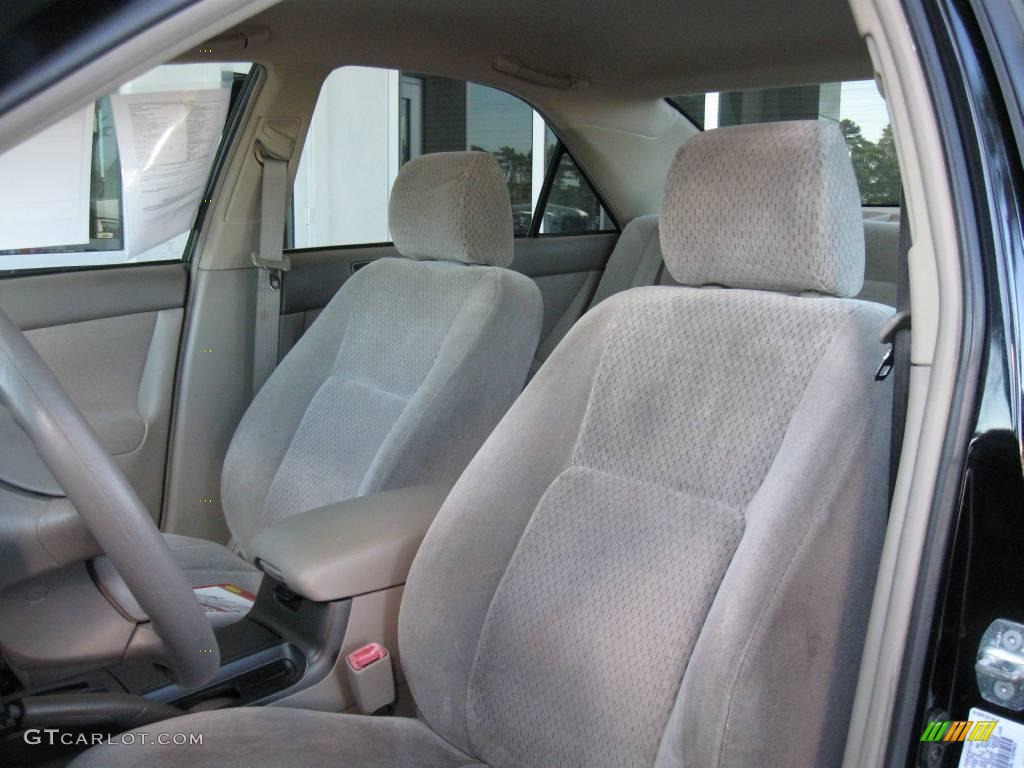 2004 Camry LE - Black / Stone photo #14