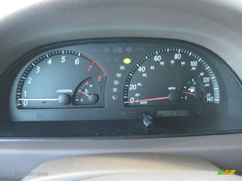 2004 Camry LE - Black / Stone photo #24