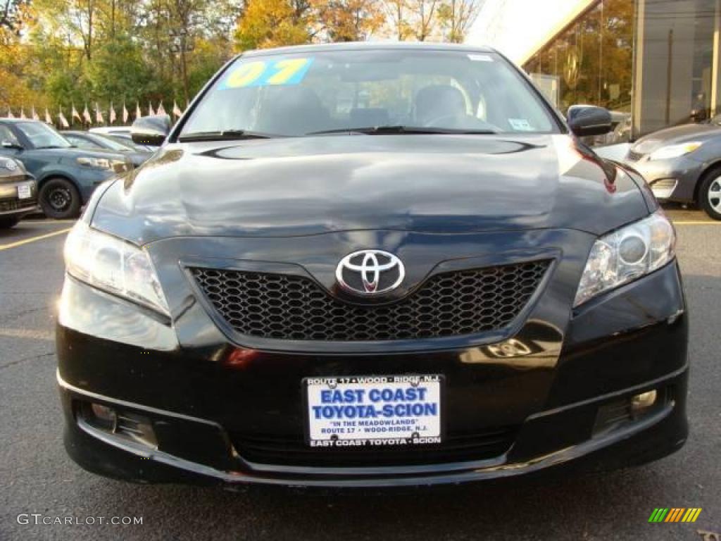 2007 Camry SE - Black / Dark Charcoal photo #2