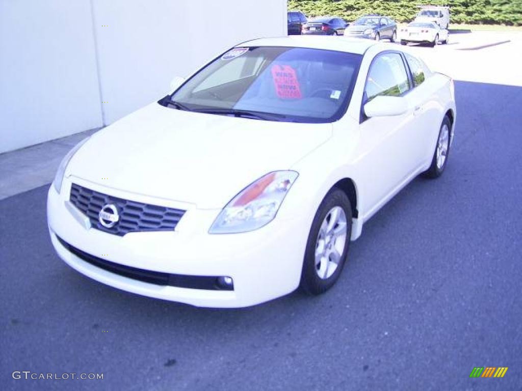 2008 Altima 2.5 S Coupe - Winter Frost Pearl / Blond photo #1