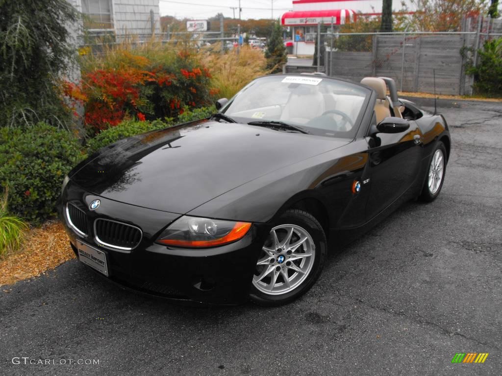 2004 Z4 2.5i Roadster - Jet Black / Dark Beige photo #1