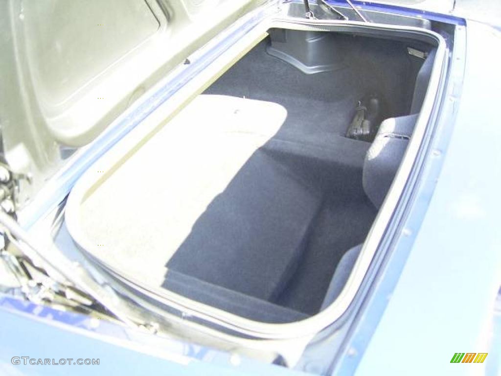 2004 Corvette Z06 - LeMans Blue Metallic / Black photo #10
