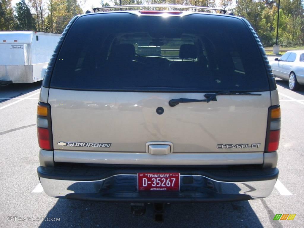 2005 Suburban 1500 LT - Sandstone Metallic / Tan/Neutral photo #4