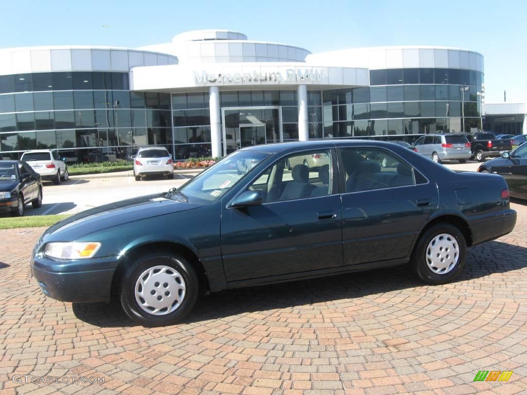 1998 Camry LE - Dark Green Metallic / Oak photo #1