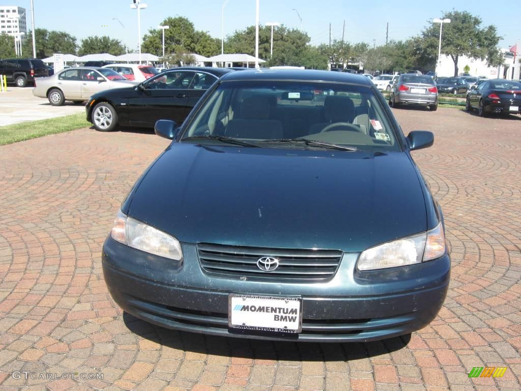 1998 Camry LE - Dark Green Metallic / Oak photo #2