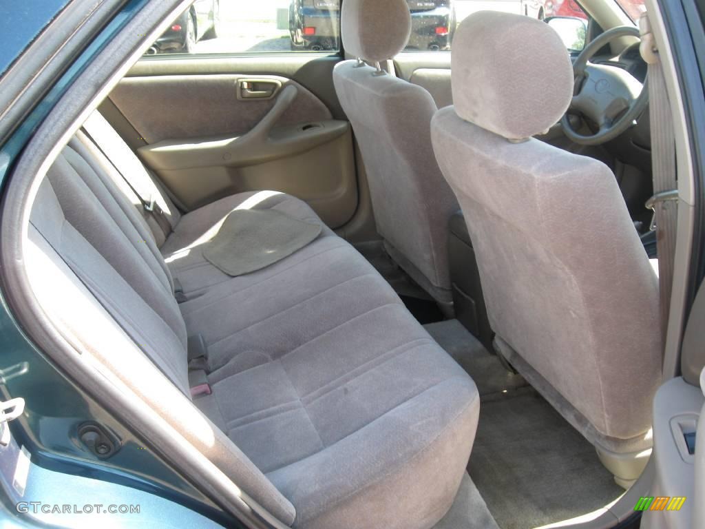 1998 Camry LE - Dark Green Metallic / Oak photo #10
