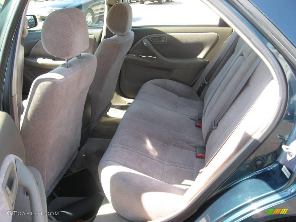 1998 Camry LE - Dark Green Metallic / Oak photo #12