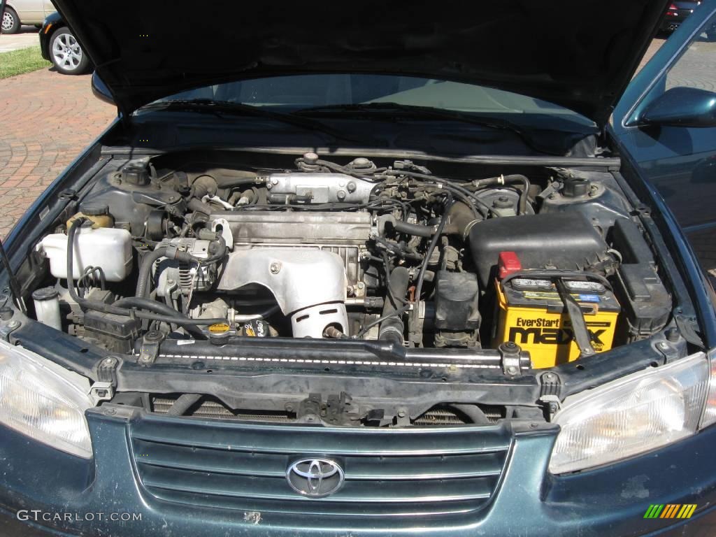 1998 Camry LE - Dark Green Metallic / Oak photo #19