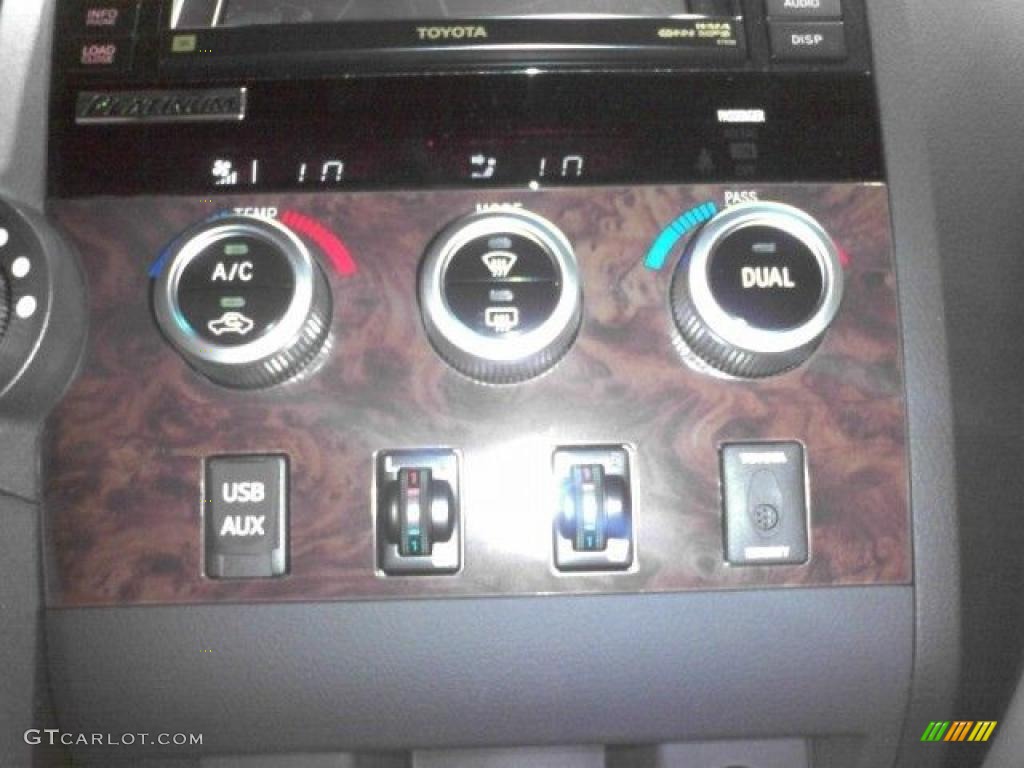 2010 Tundra Platinum CrewMax 4x4 - Black / Graphite Gray photo #12