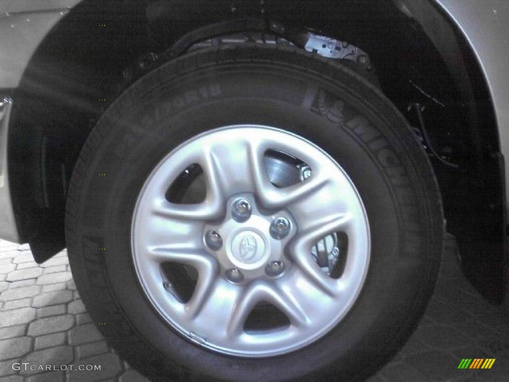 2010 Tundra Double Cab 4x4 - Silver Sky Metallic / Graphite Gray photo #18