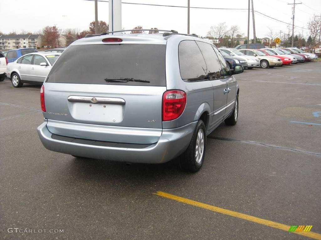 2003 Town & Country LXi - Butane Blue Pearl / Gray photo #10