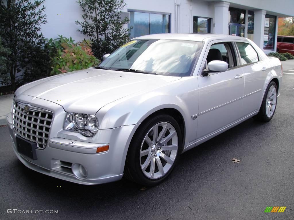 2006 300 C SRT8 - Bright Silver Metallic / Dark Slate Gray/Light Graystone photo #2