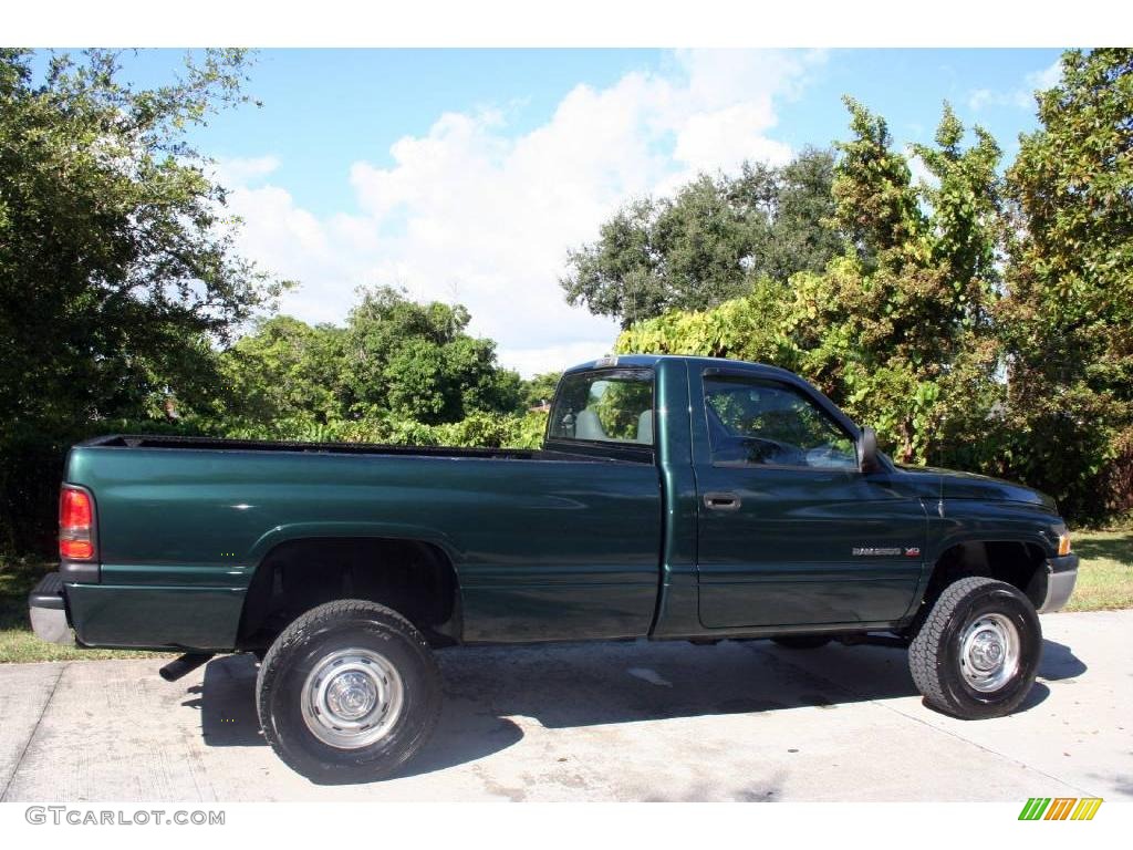 1999 Ram 2500 ST Regular Cab 4x4 - Emerald Green Pearl / Mist Gray photo #14