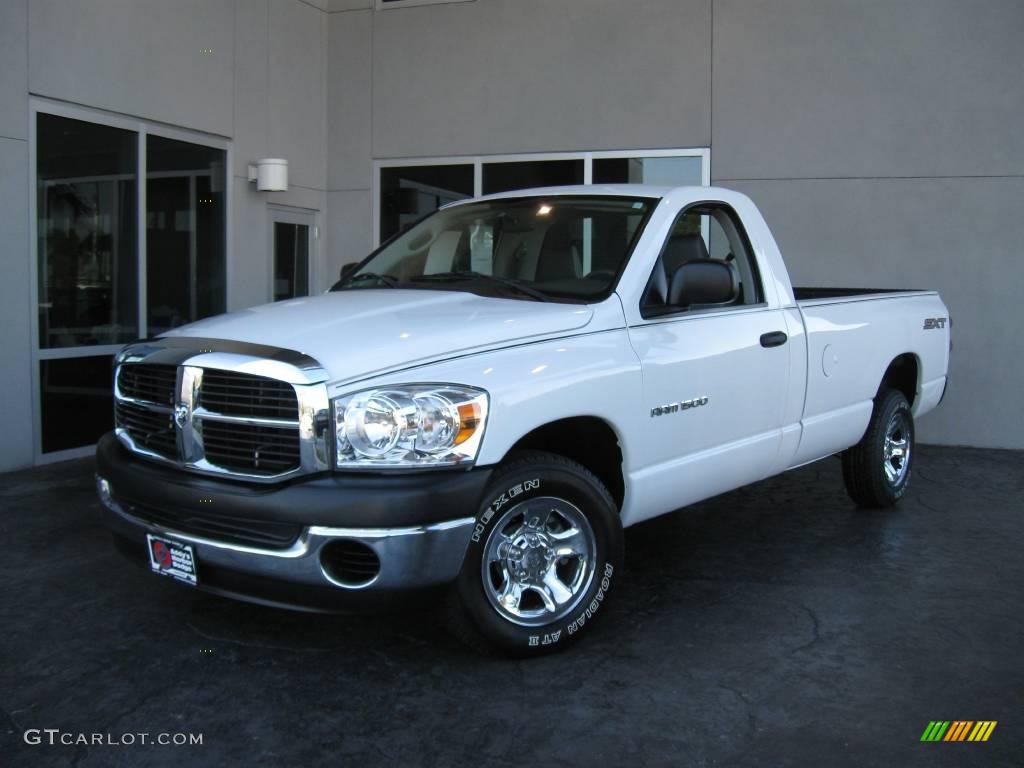 2007 Ram 1500 SXT Regular Cab - Bright White / Medium Slate Gray photo #1