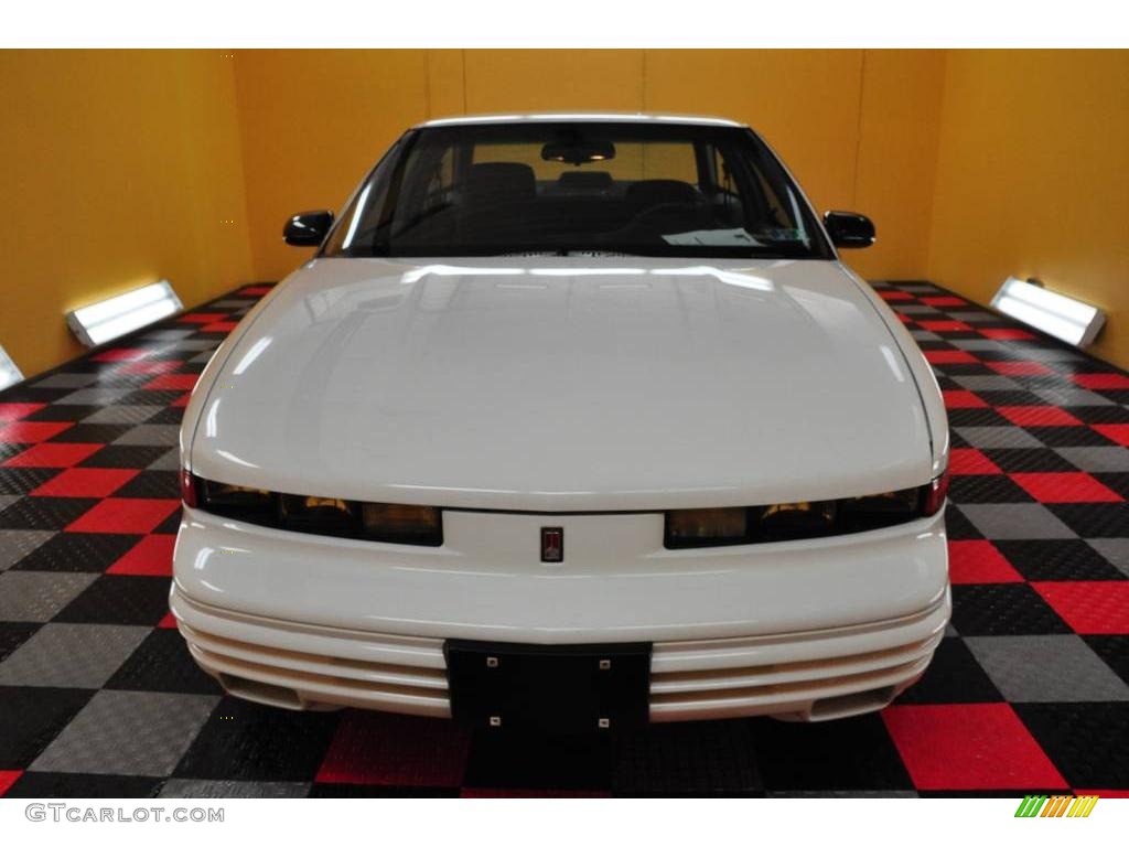 1995 Cutlass Supreme SL Coupe - White / Dark Gray photo #2