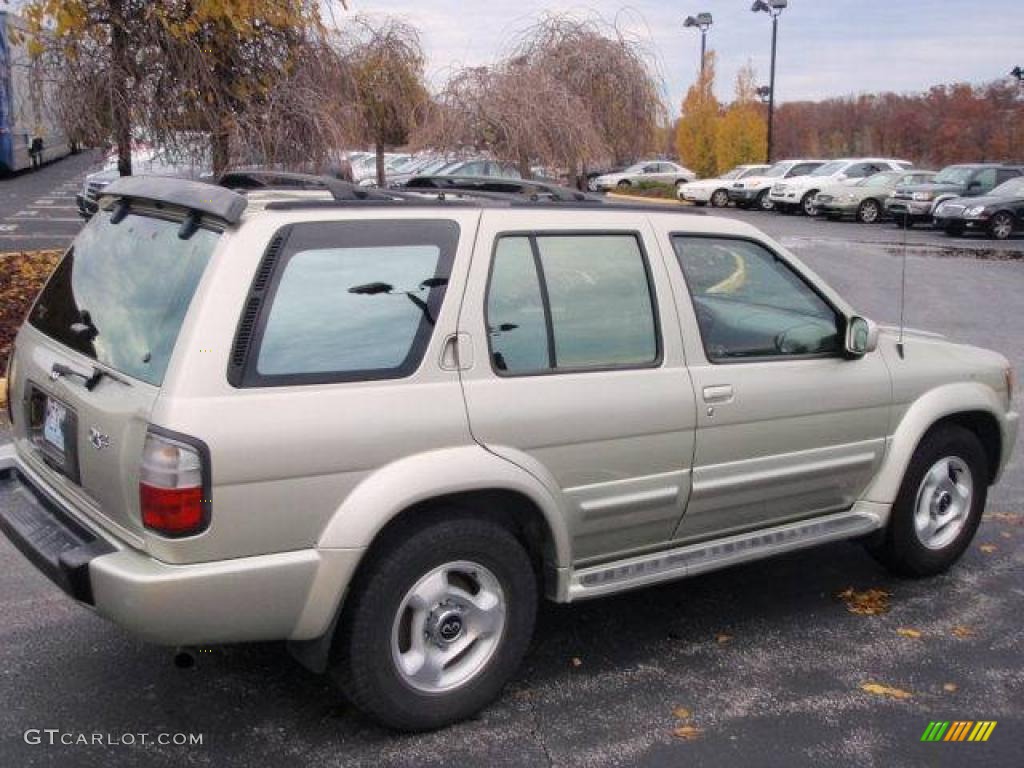 1999 QX4 4x4 - Tuscan Beige Metallic / Beige photo #6