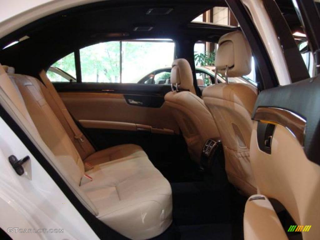 2009 S 550 4Matic Sedan - designo Mystic White / Oyster photo #13