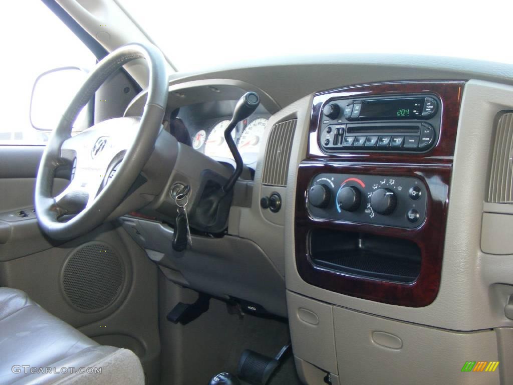 2003 Ram 1500 SLT Quad Cab 4x4 - Dark Garnet Red Pearl / Dark Slate Gray photo #20