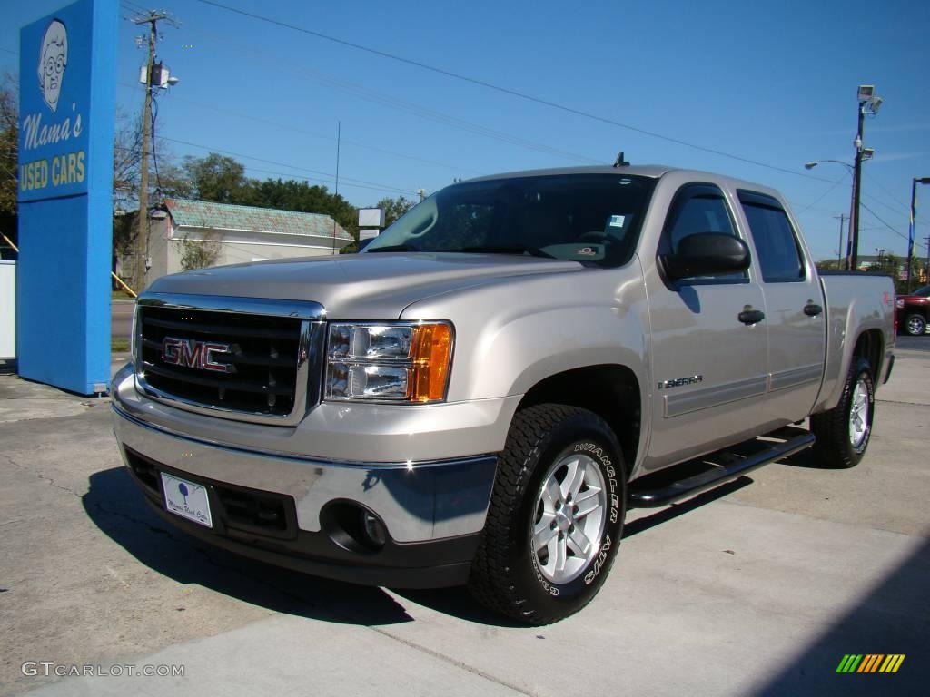 2008 Sierra 1500 SLE Crew Cab 4x4 - Silver Birch Metallic / Light Titanium photo #4