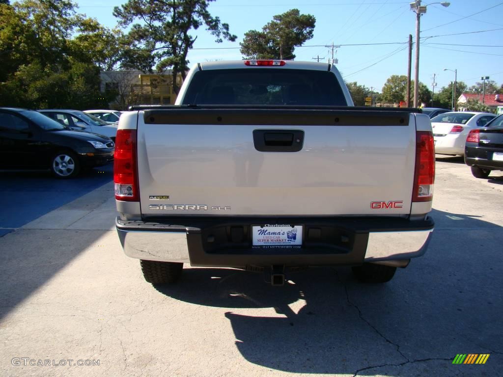 2008 Sierra 1500 SLE Crew Cab 4x4 - Silver Birch Metallic / Light Titanium photo #7