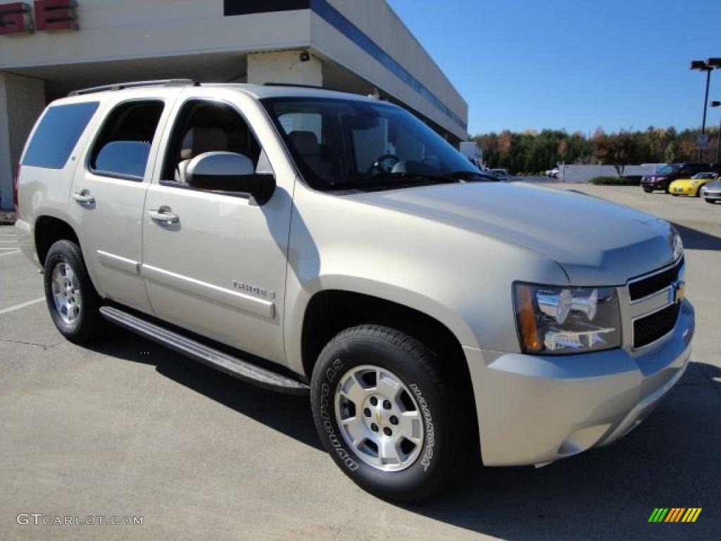 2007 Tahoe LT 4x4 - Gold Mist Metallic / Light Cashmere/Ebony photo #1