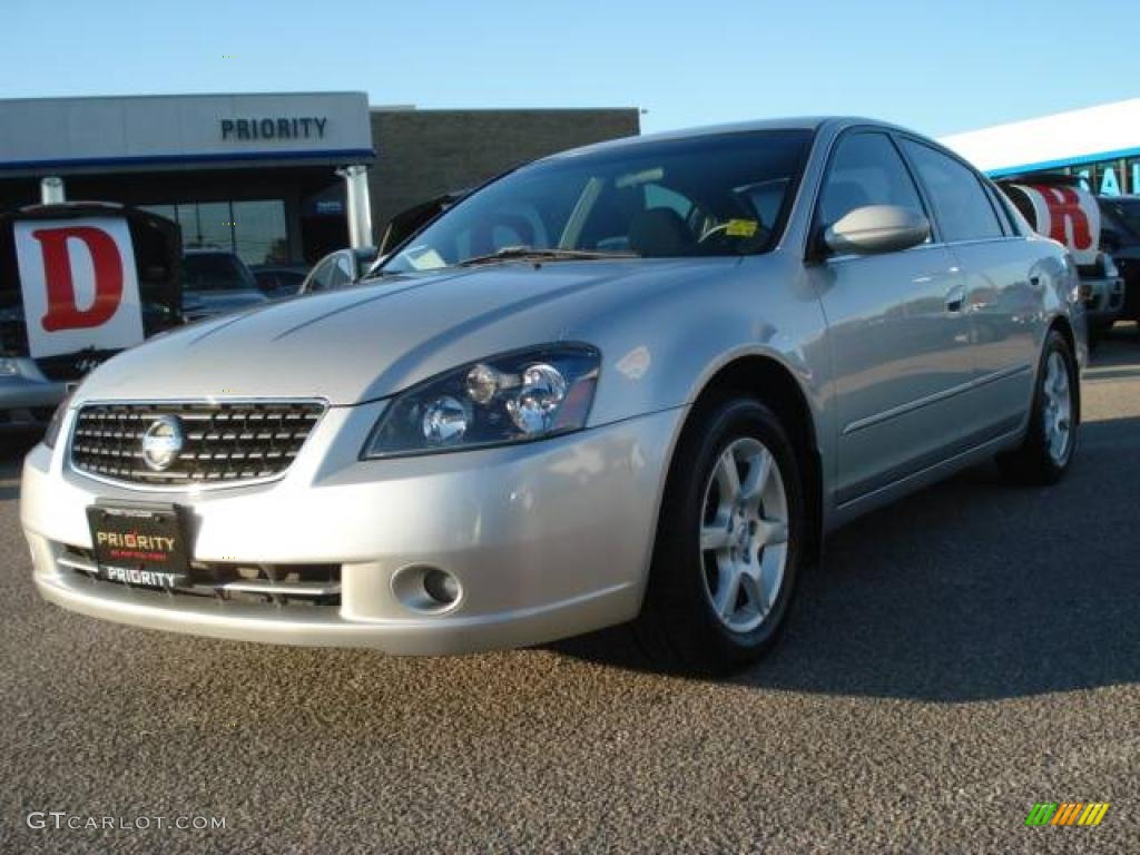 Nissan altima 2005 silver #6