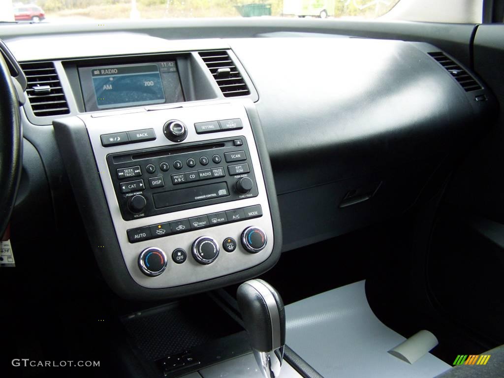 2006 Murano S - Super Black / Charcoal photo #18