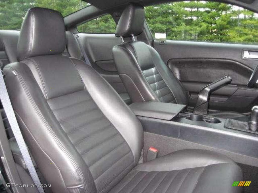 2006 Mustang GT Premium Coupe - Black / Dark Charcoal photo #13
