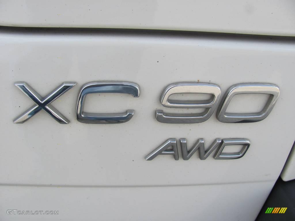 2003 XC90 2.5T AWD - White / Taupe photo #6